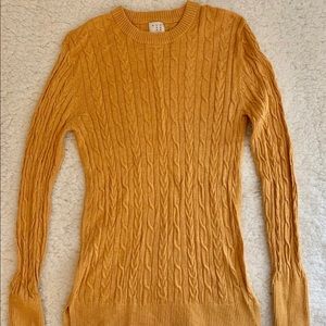 Woman’s sweater xs